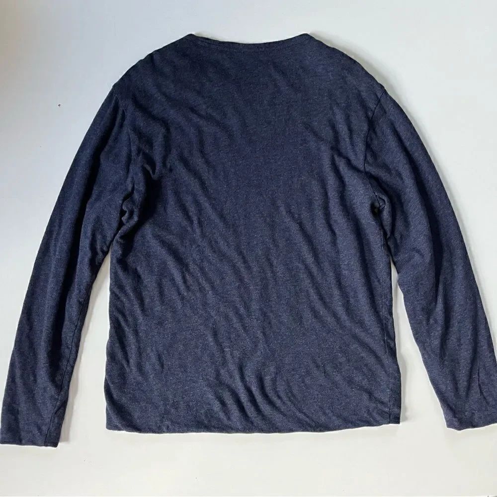 Faherty Cloud Cotton Reversible Crew Navy/Striped - Picture 4 of 10
